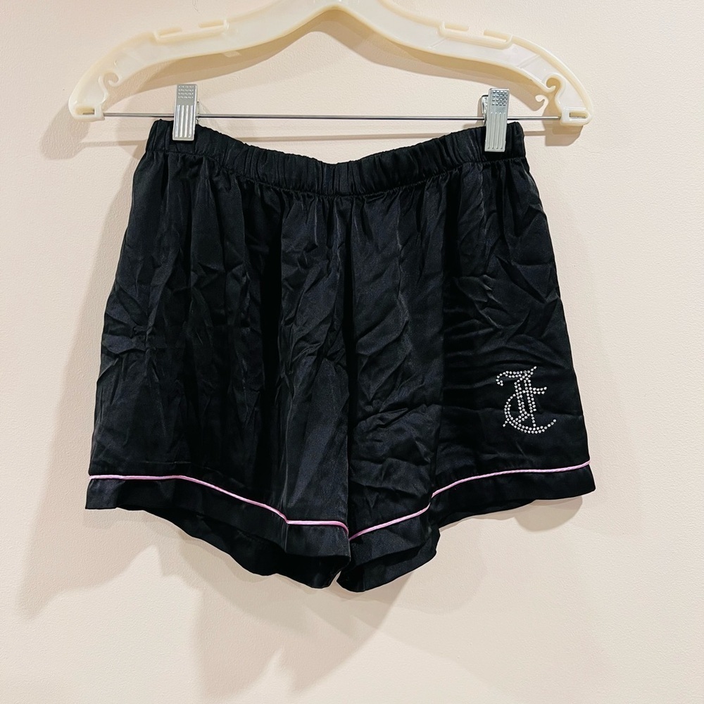 🔥Juicy Couture Black Shorts with Pink Trim🔥